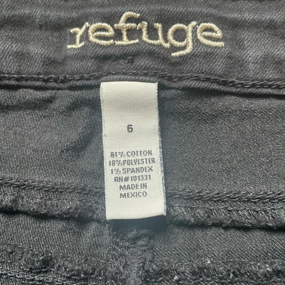 Refuge Charlotte Russe Black Jean High Waisted Shorts Size 6 - Picture 4 of 6